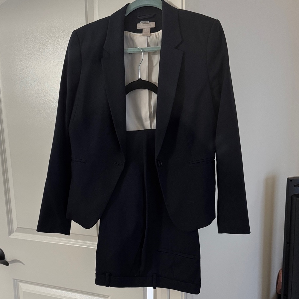 H&M Navy Blazer and Pants Set GUC
